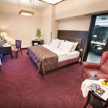 Hotel Esprit Prague Ngoại thất bức ảnh