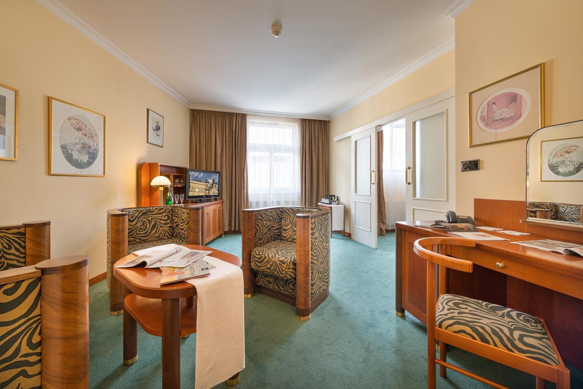 Hotel Esprit Prague Ngoại thất bức ảnh