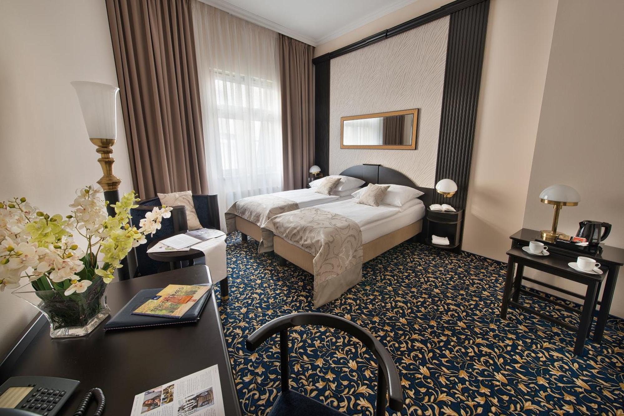Hotel Esprit Prague Ngoại thất bức ảnh