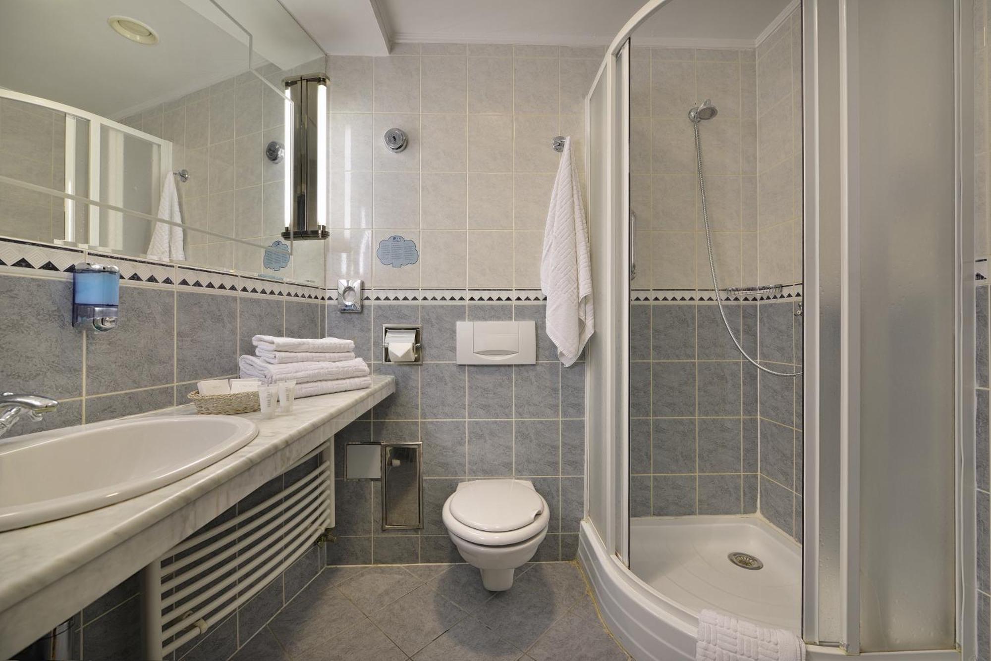 Hotel Esprit Prague Ngoại thất bức ảnh